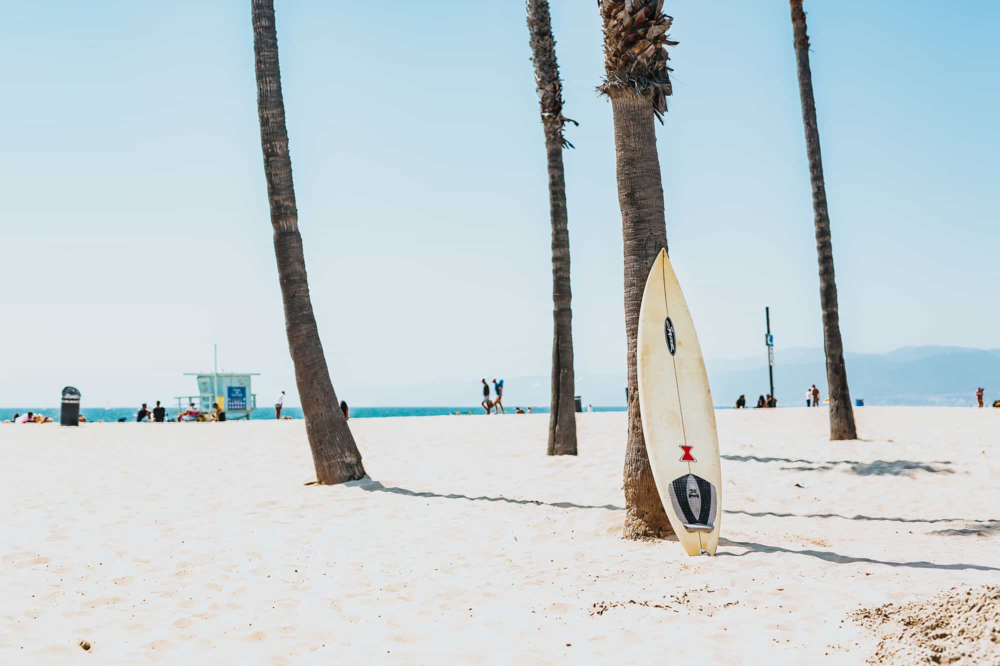 california beach surfboard